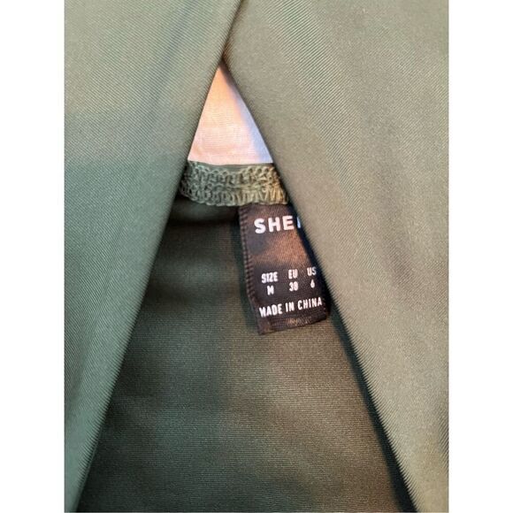 Cross Front Crop Top NEW - Picture 3 of 5